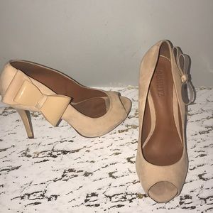 Schutz nude open toe heel